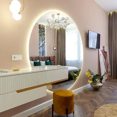 Leogrand On Tamanska 6 Apartment Lviv