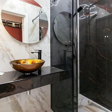 Leogrand On Husiak 6 Appartamento *