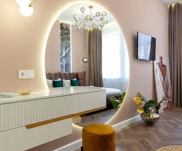 Leogrand On Husiak 6 Apartamento Leópolis